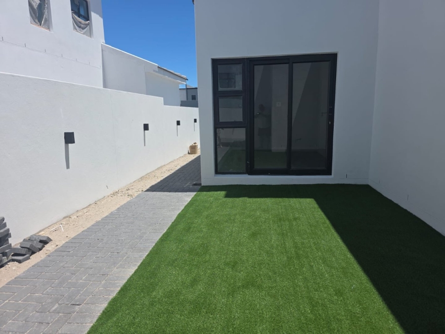 4 Bedroom Property for Sale in Sandown Western Cape
